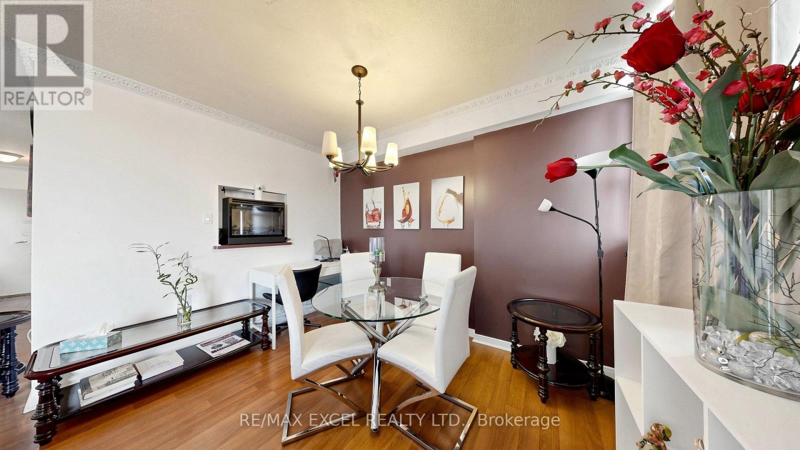 #401 1881 JANE STREET - 21