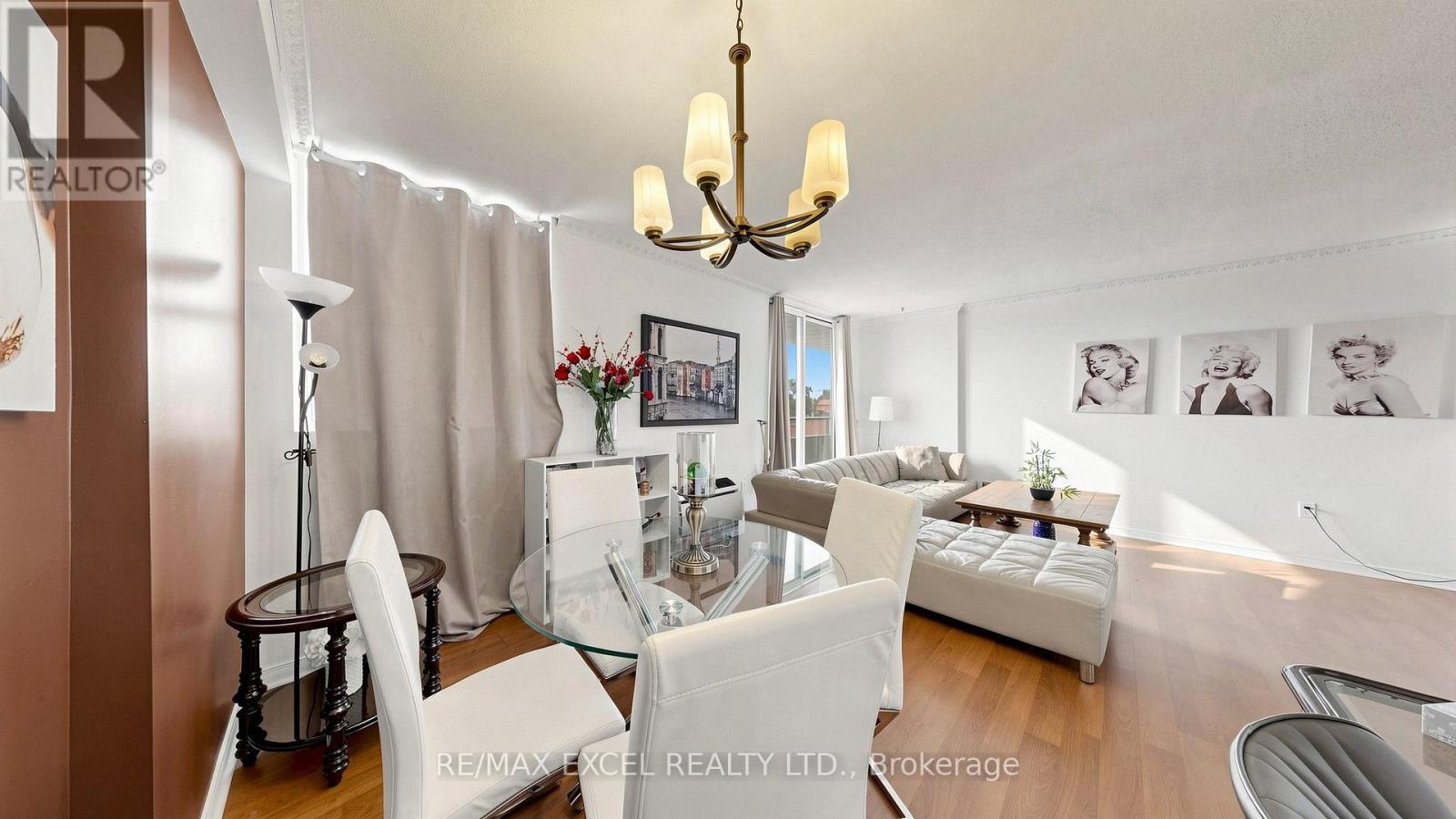 #401 1881 JANE STREET - 23