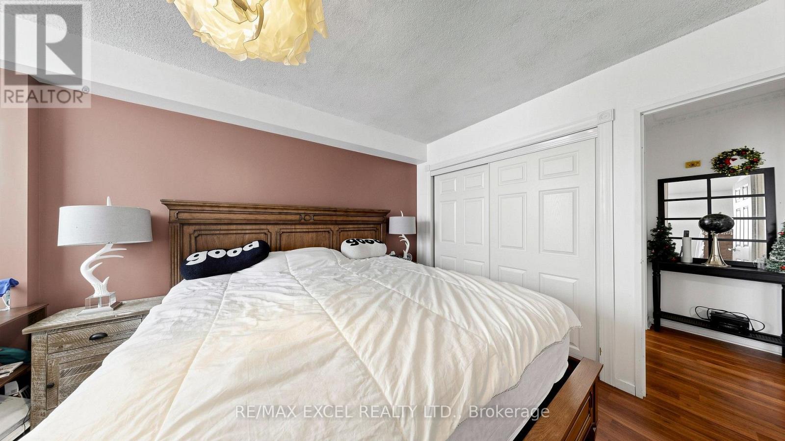 #401 1881 JANE STREET - 31