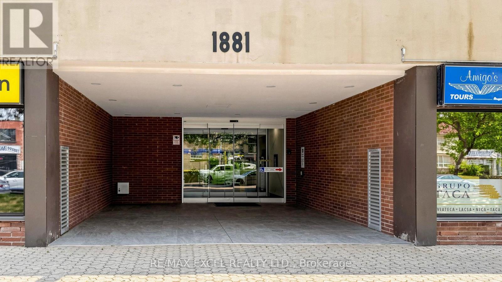 #401 1881 JANE STREET - 4