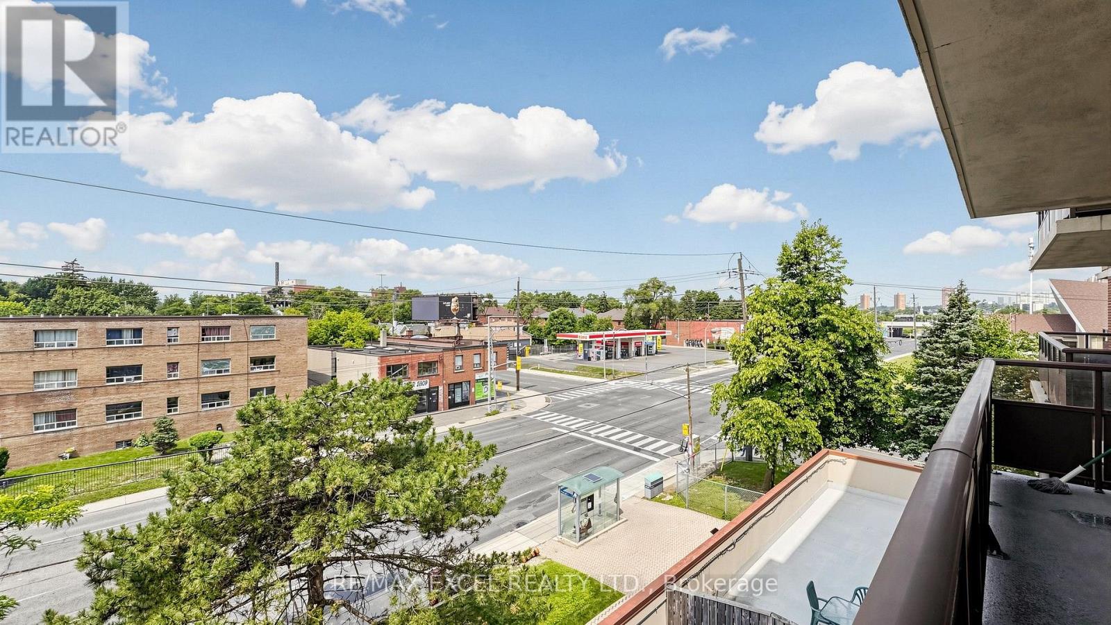 #401 1881 JANE STREET - 49