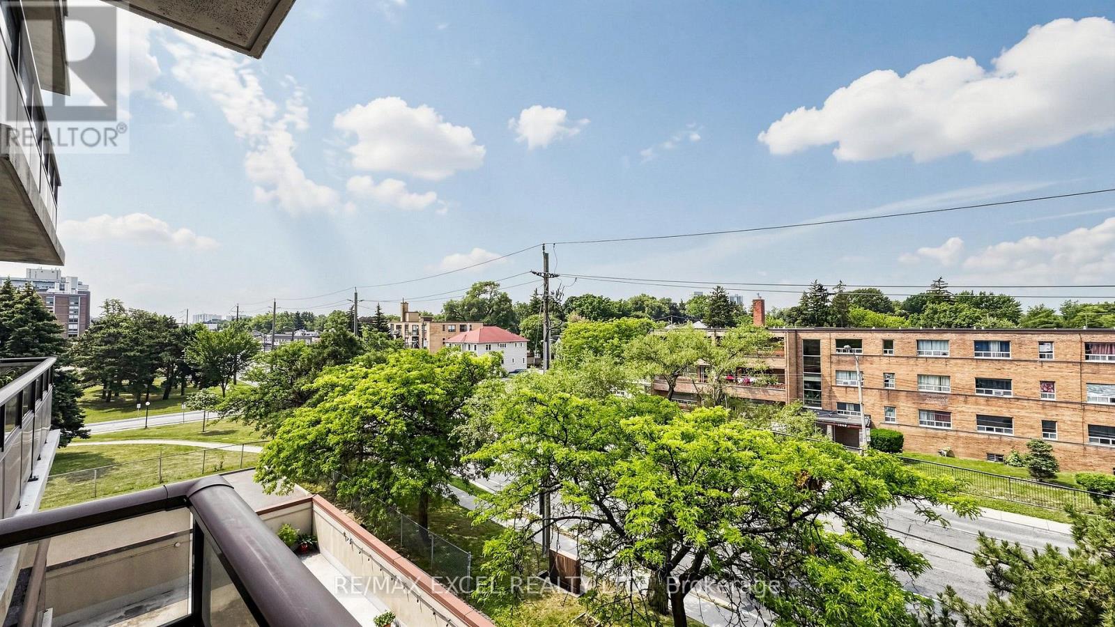 #401 1881 JANE STREET - 50