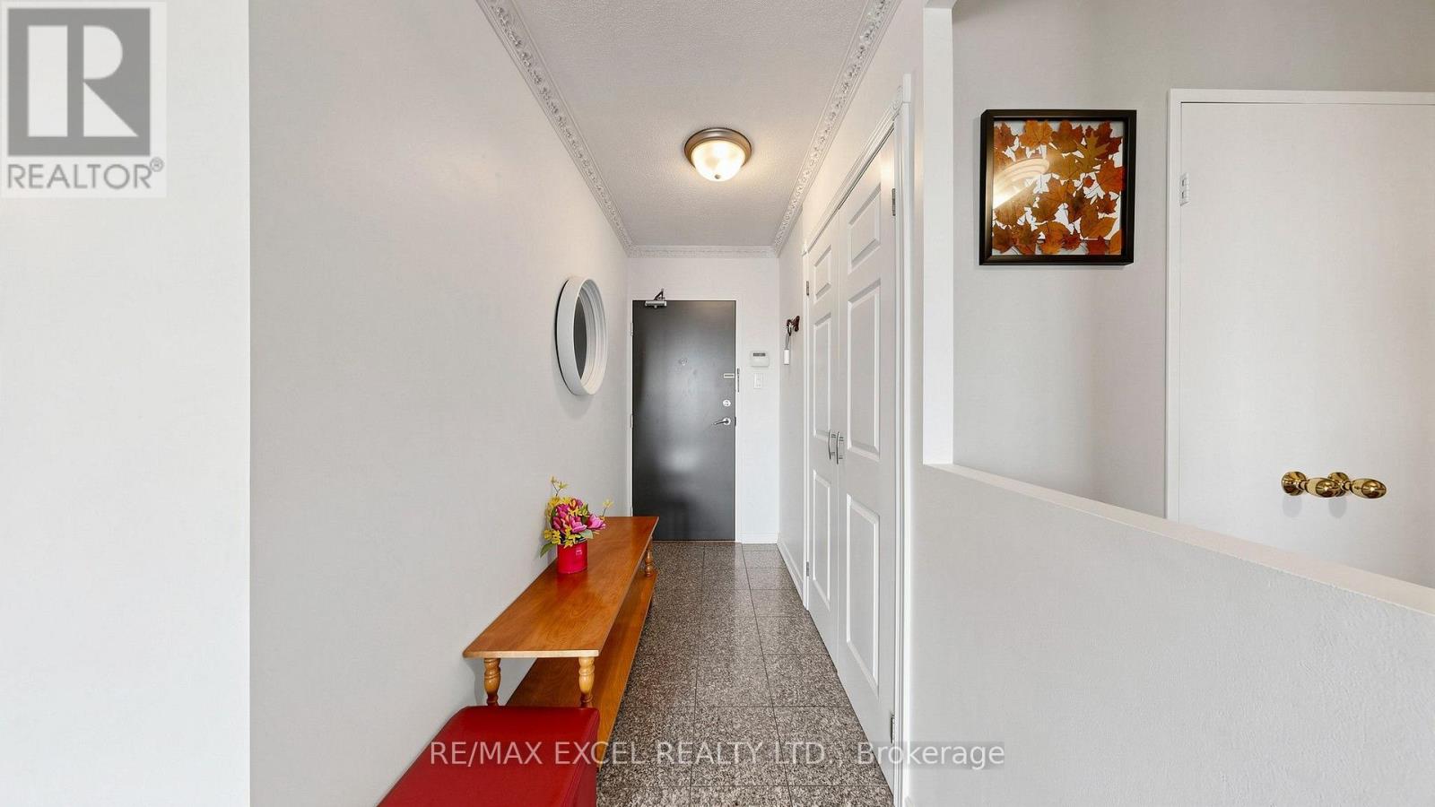 #401 1881 JANE STREET - 9