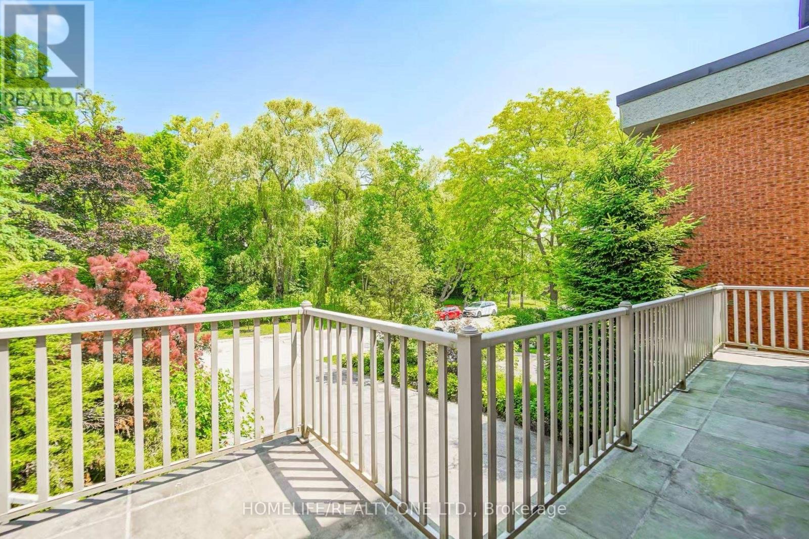 31 BEARWOOD DRIVE - 6