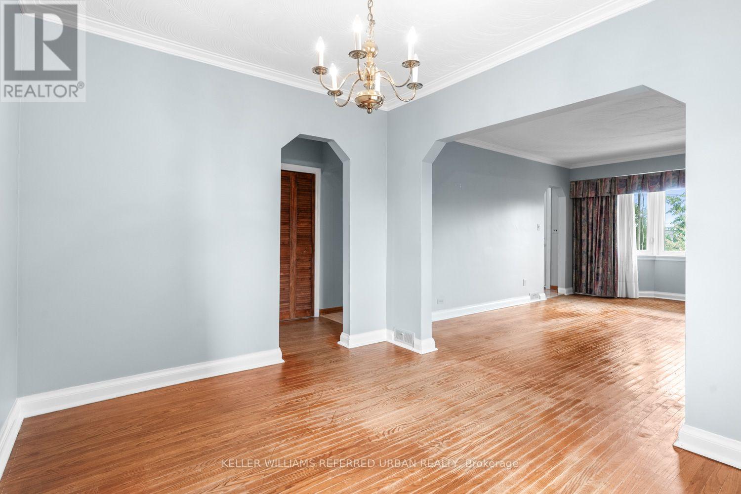 114 GRACEFIELD AVENUE - 10