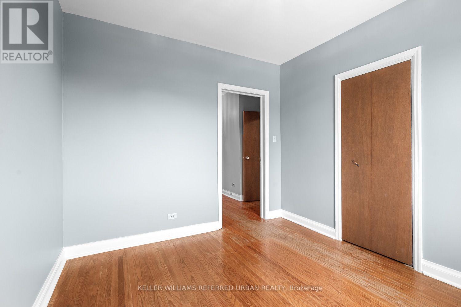 114 GRACEFIELD AVENUE - 12