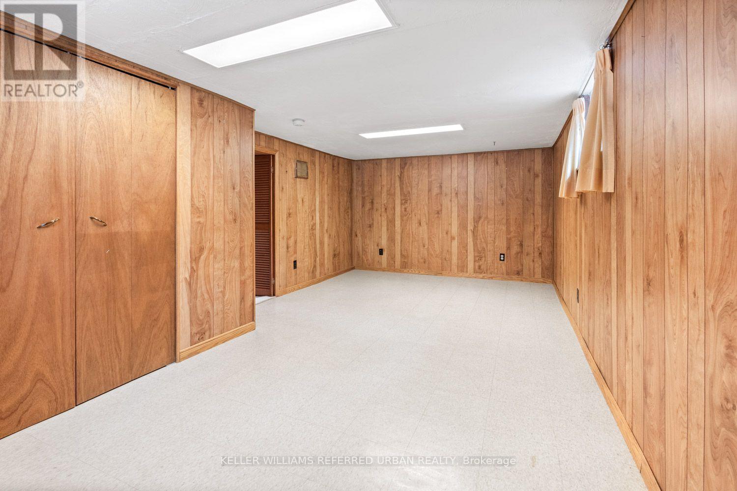 114 GRACEFIELD AVENUE - 26