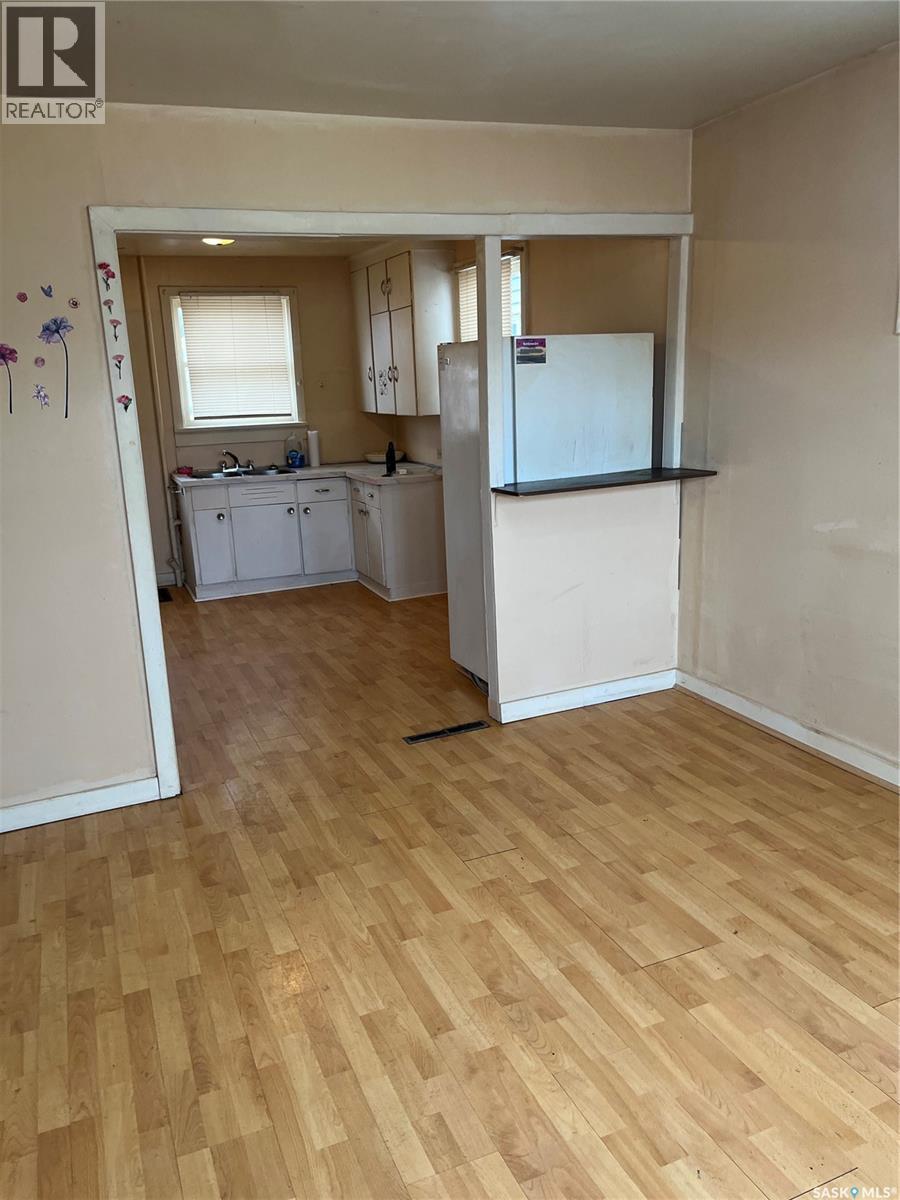 101B 1st AVENUE W - Image 5
