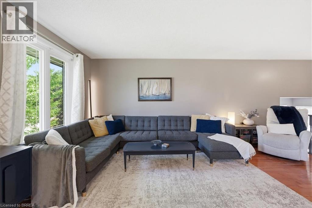 33 EDWARD Avenue - 8