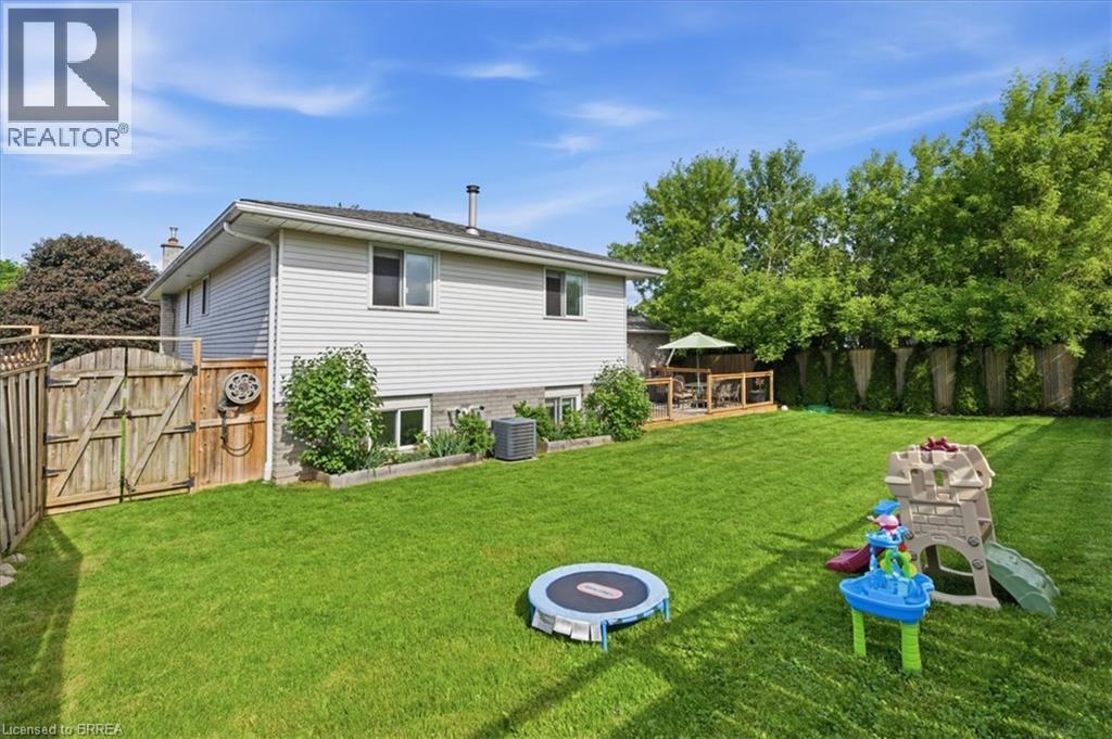 33 EDWARD Avenue - 40