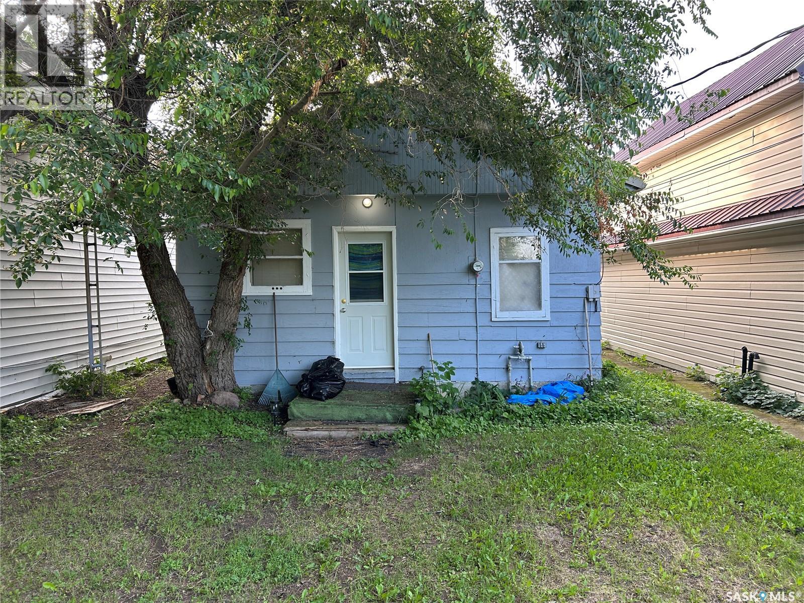 101B 1st AVENUE W - 1