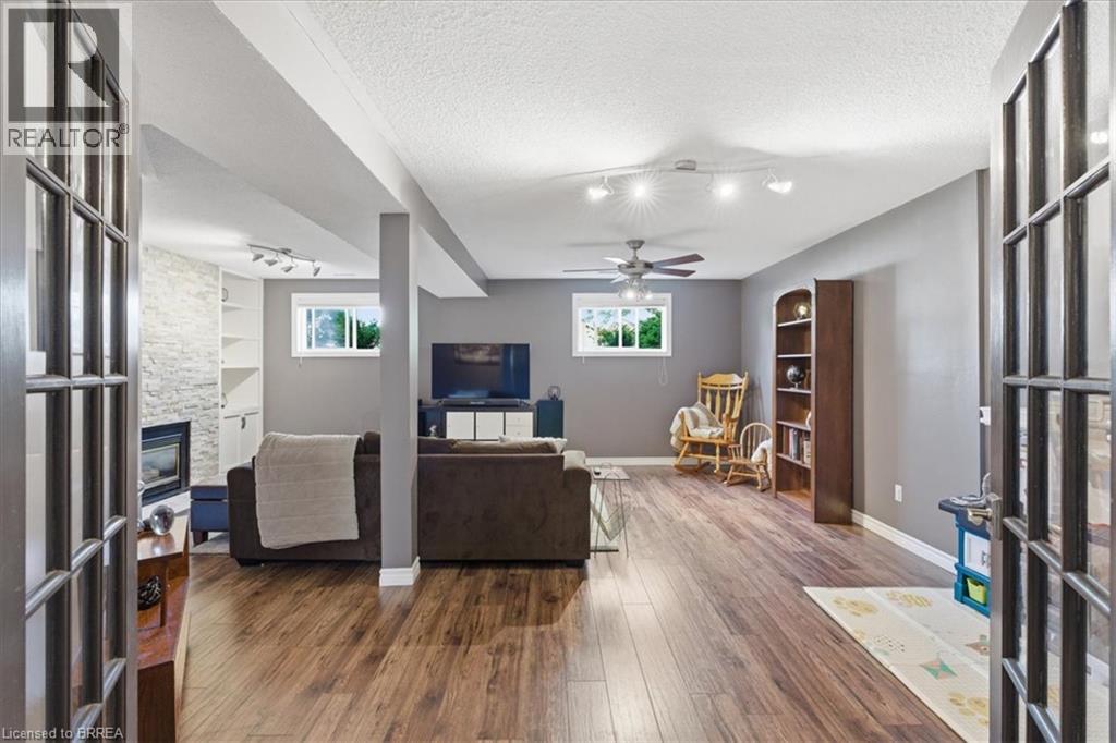 33 EDWARD Avenue - 22