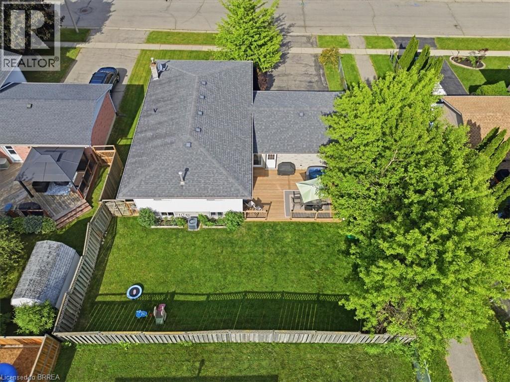 33 EDWARD Avenue - 38