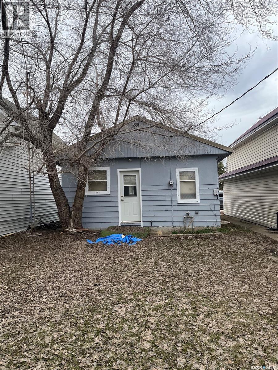 101B 1st AVENUE W - 13