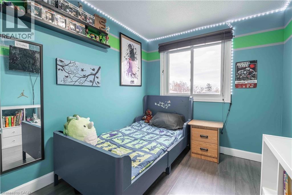 #1 1025 UPPER GAGE Avenue - 18