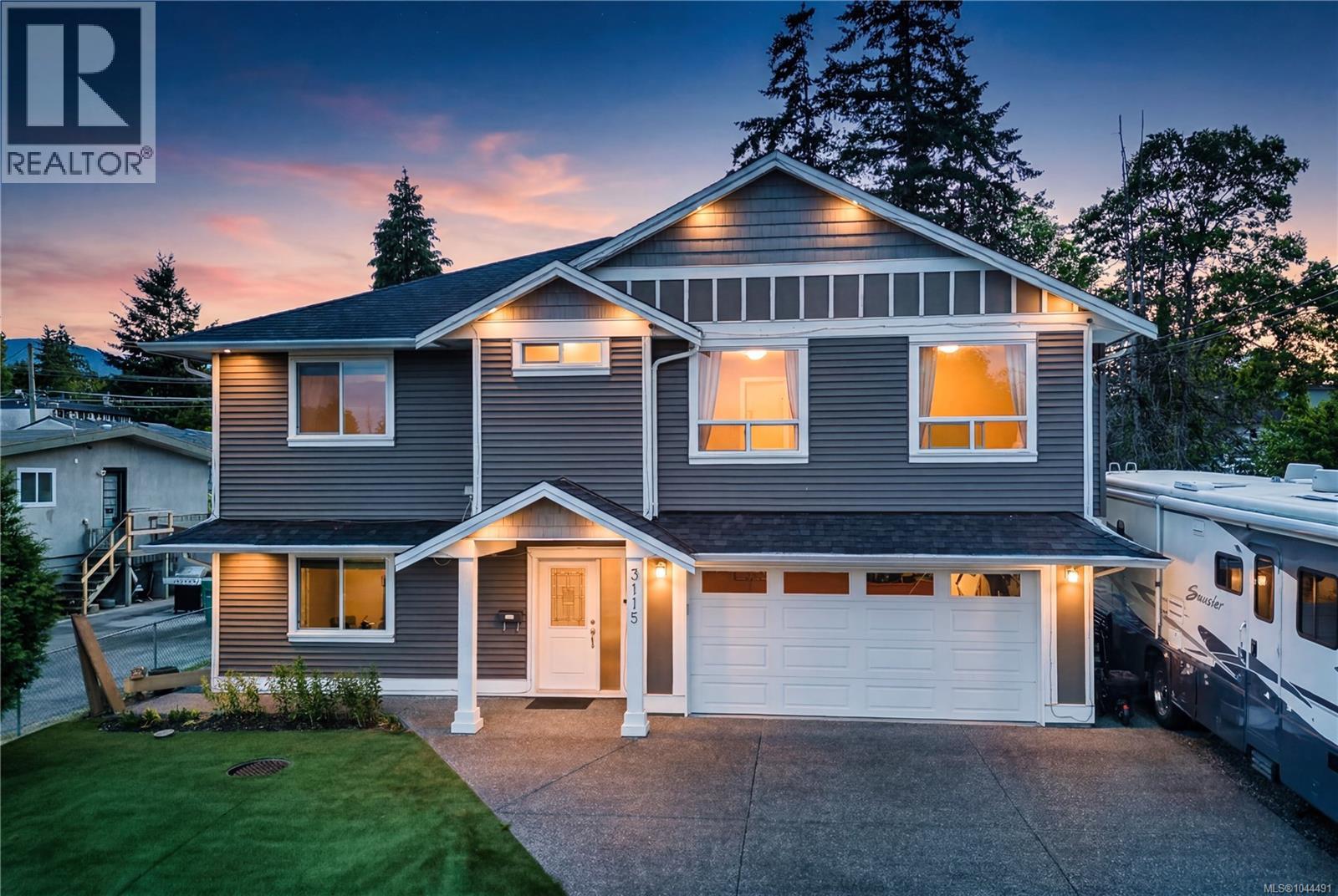 3115 Uplands Dr - 2