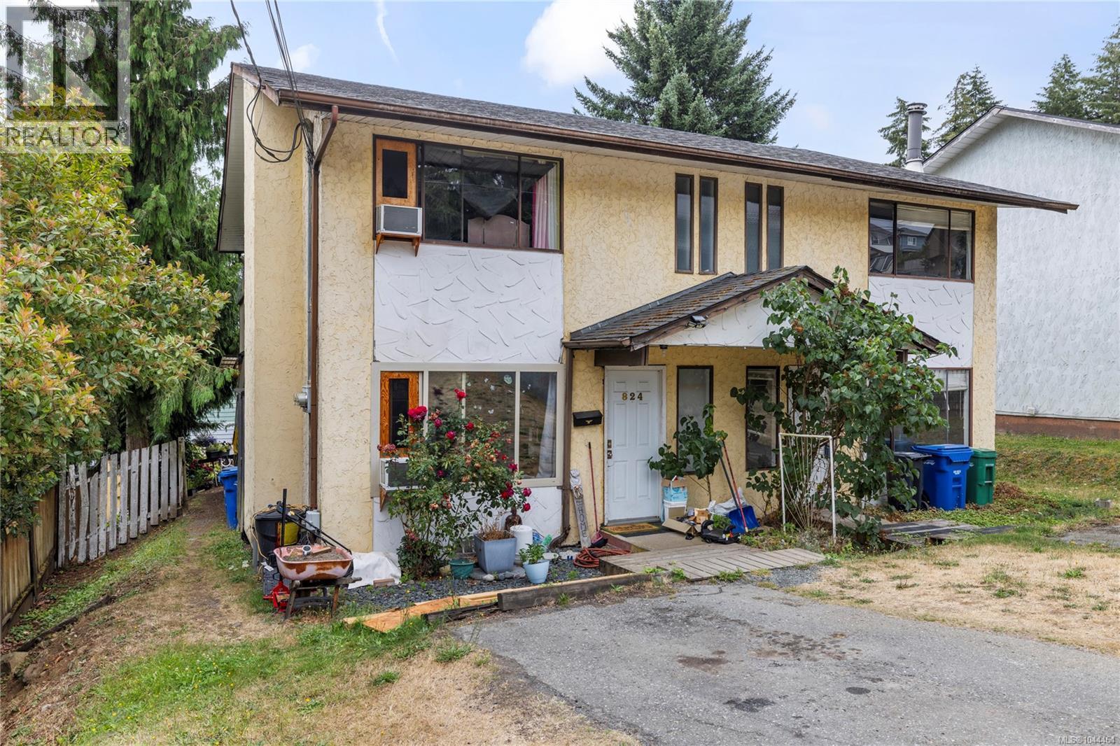 824 Holly Hill Rd - 1