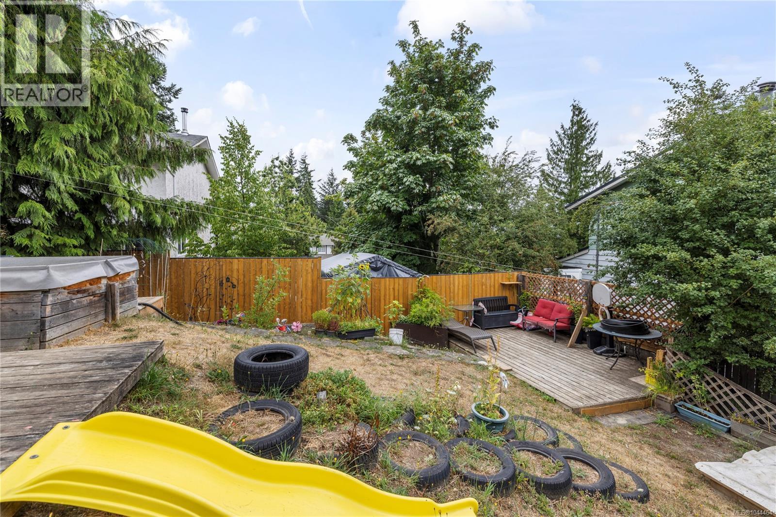 824 Holly Hill Rd - Image 16