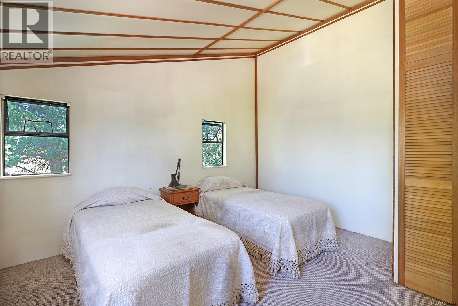 2570 Piercy Rd - 12