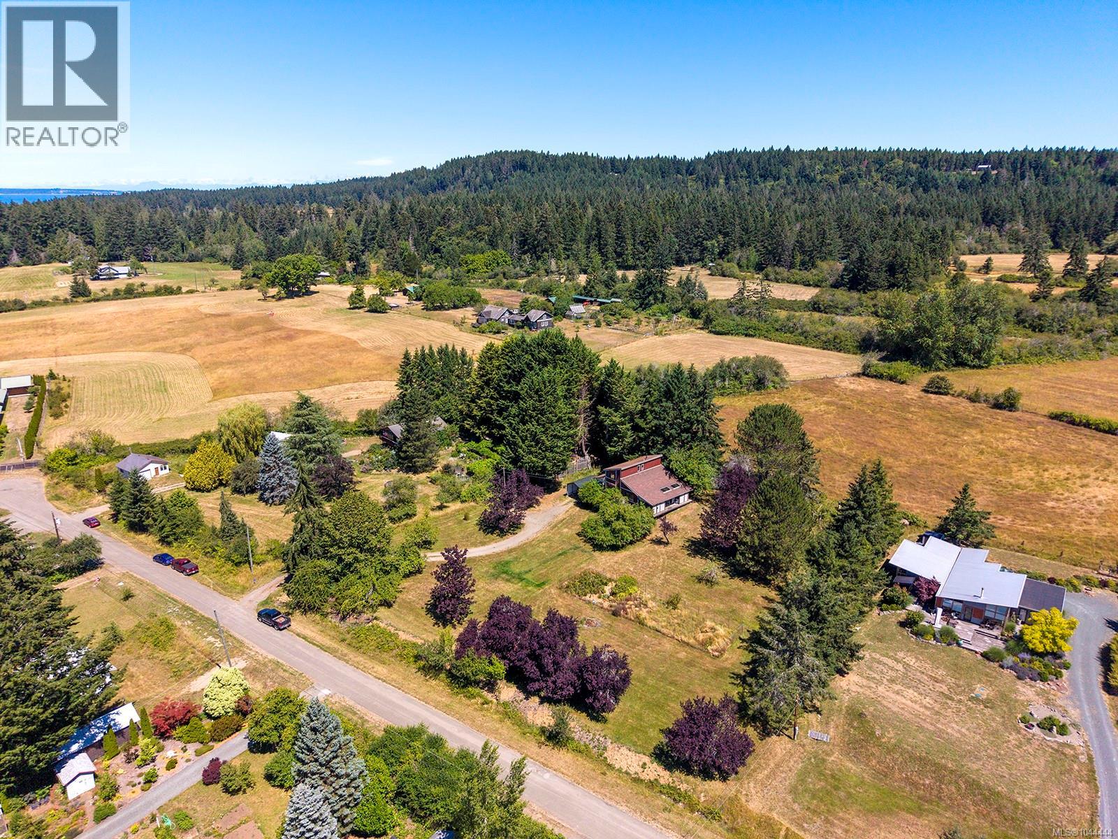 2570 Piercy Rd, Denman Island
