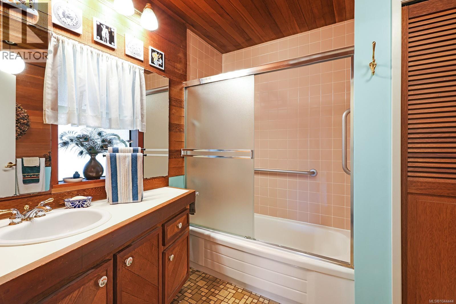 2570 Piercy Rd - 8
