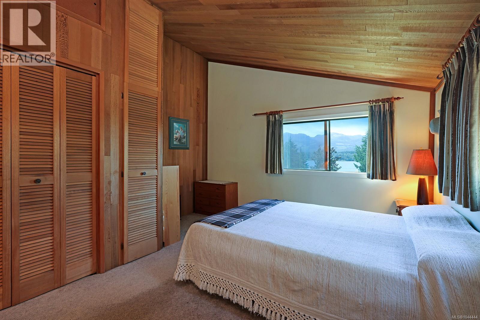 2570 Piercy Rd, Denman Island