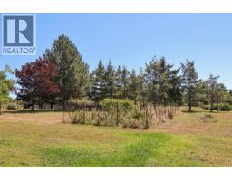 2570 Piercy Rd, Denman Island, BC V0R1T0 Photo 17