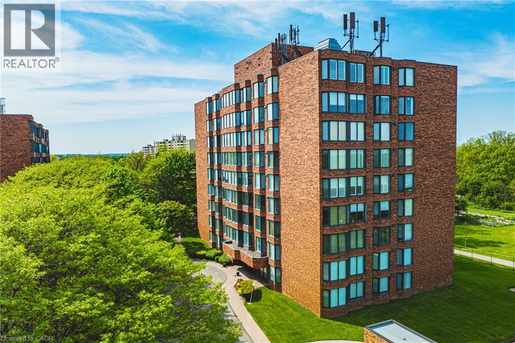 180 LIMERIDGE Road W Unit# 103