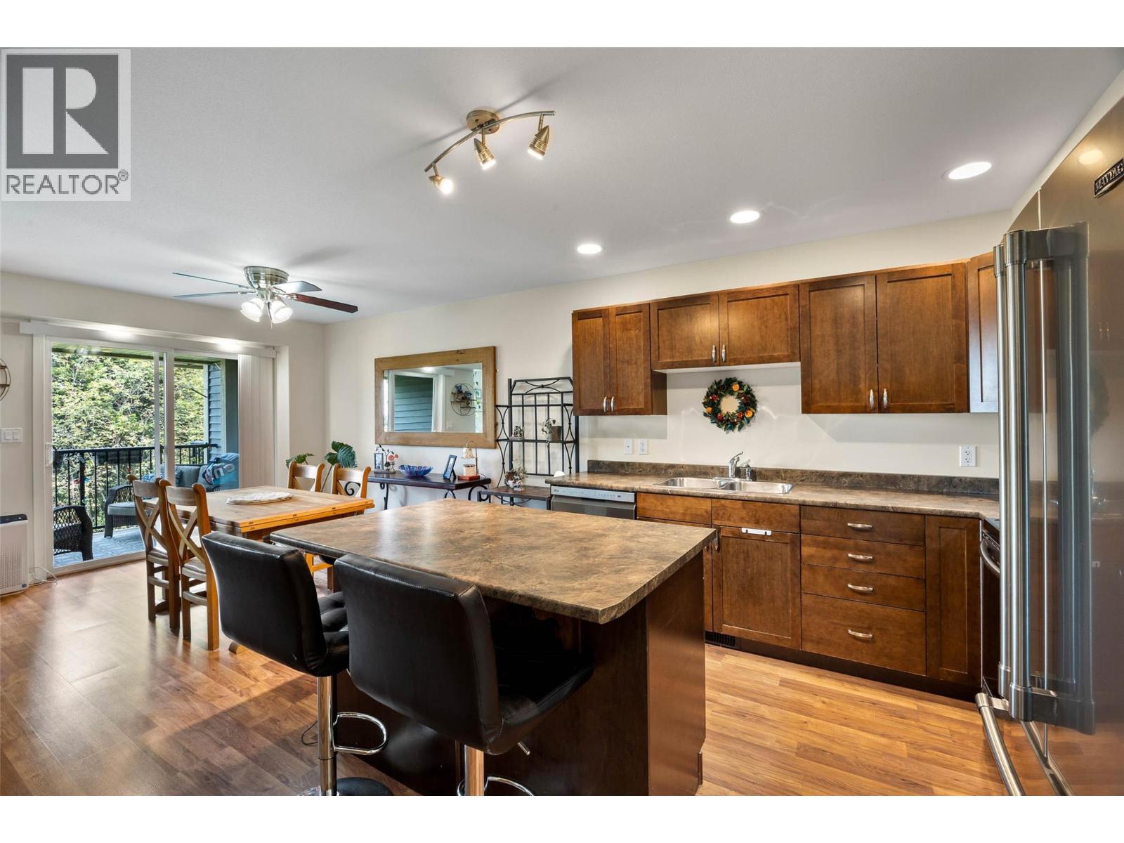 #11 1900 Hugh Allan Drive - 6