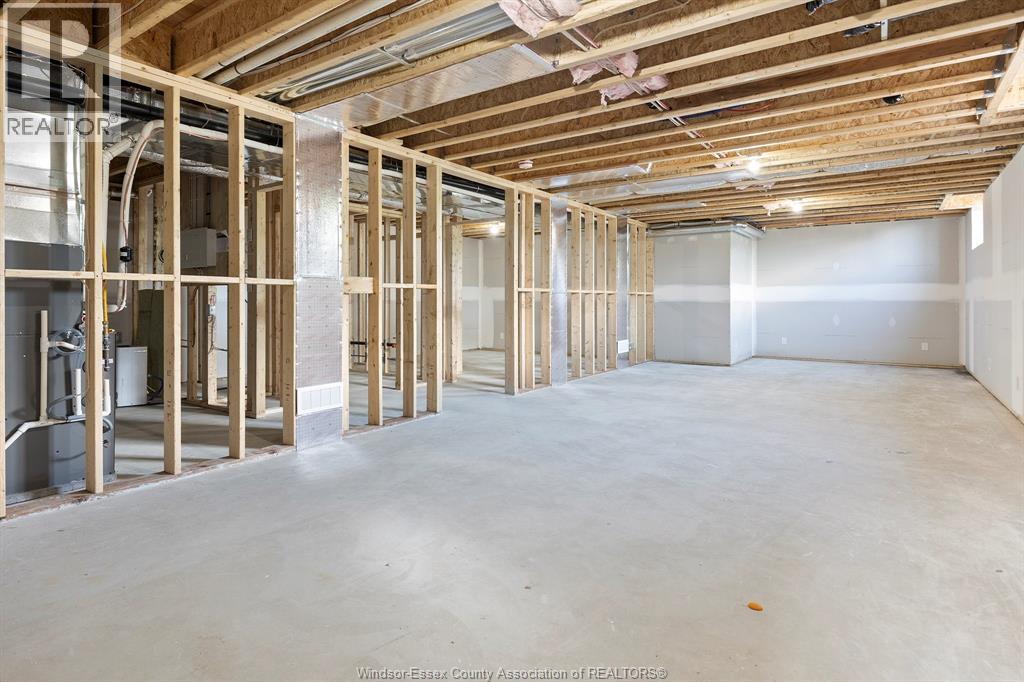 104 MICHELLE DRIVE - 18