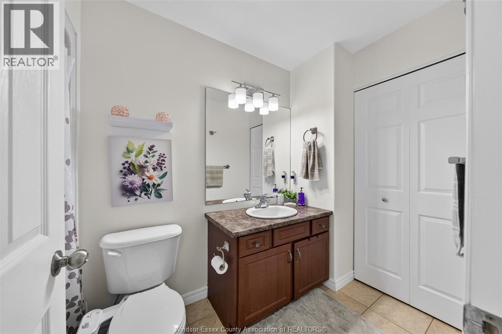 4844 WHITEFISH CRESCENT - 35