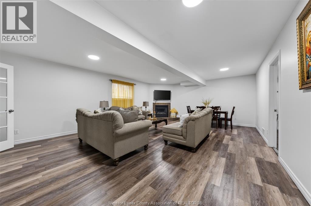4844 WHITEFISH CRESCENT - 41