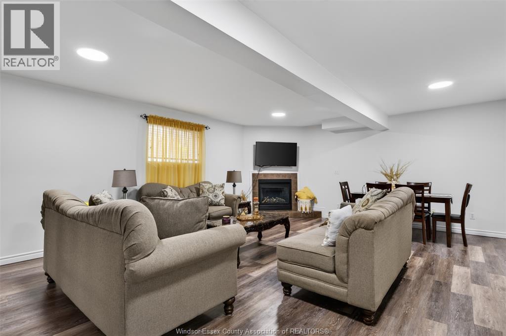 4844 WHITEFISH CRESCENT - 45