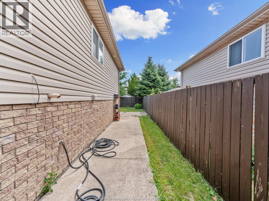 4844 WHITEFISH CRESCENT - 9