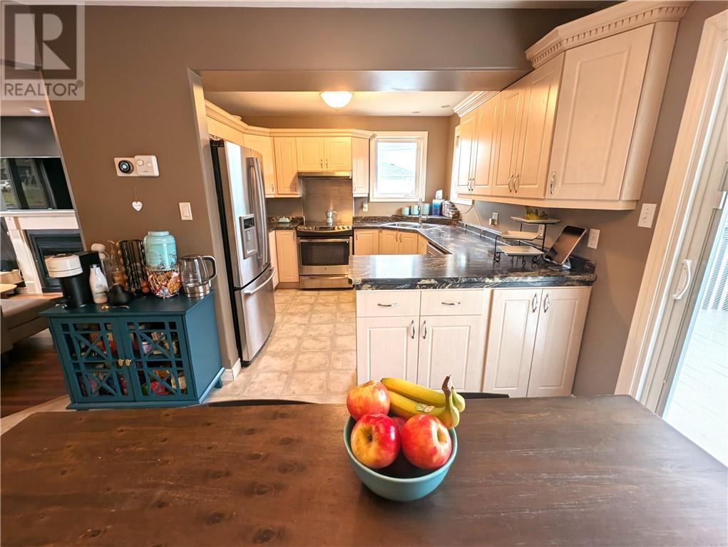 2472 Bancroft Drive - 16