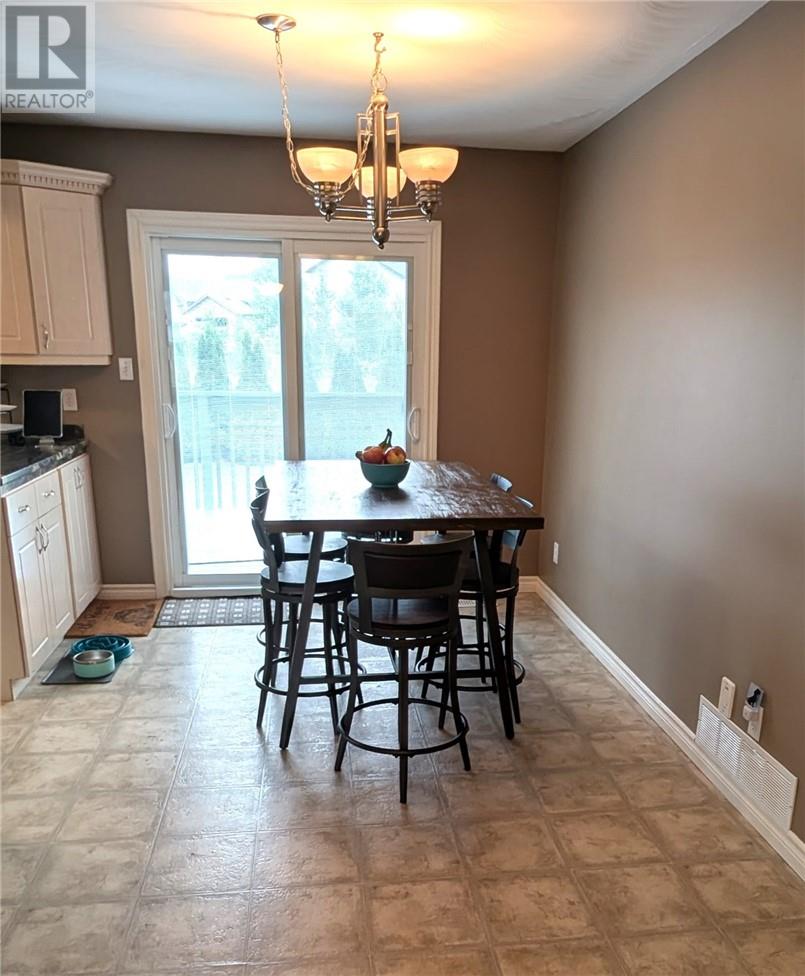 2472 Bancroft Drive - 21