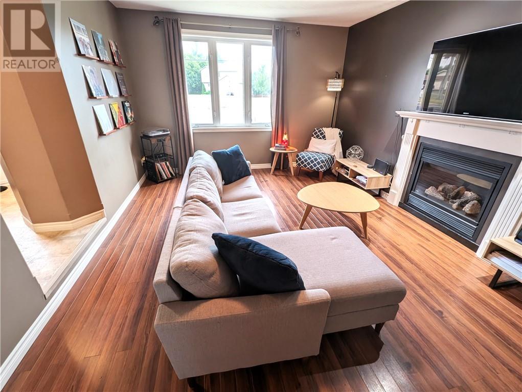 2472 Bancroft Drive - 25
