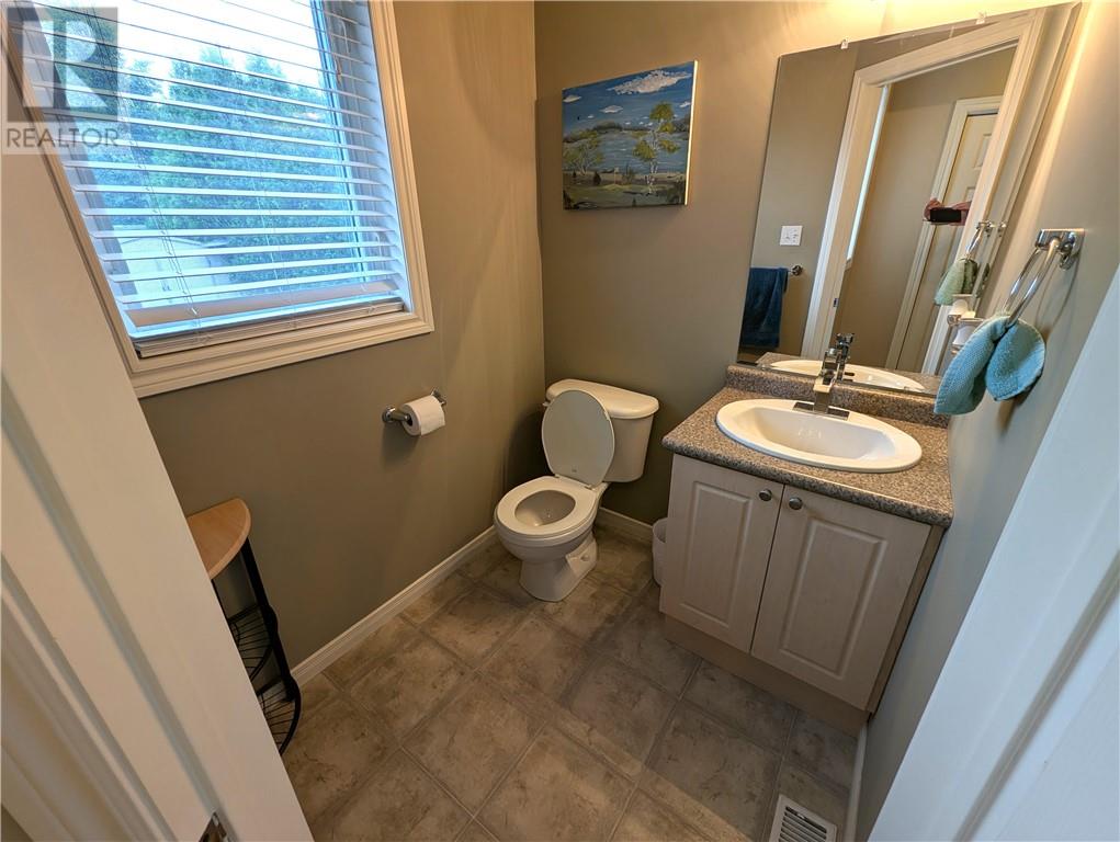 2472 Bancroft Drive - 28