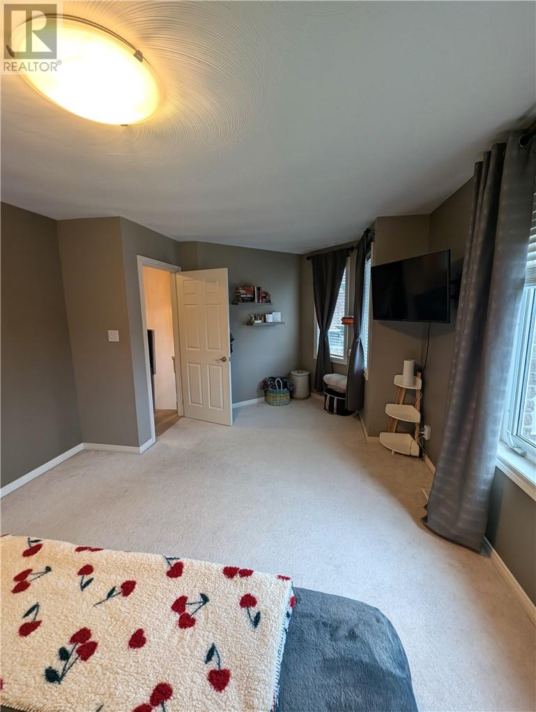 2472 Bancroft Drive - 36