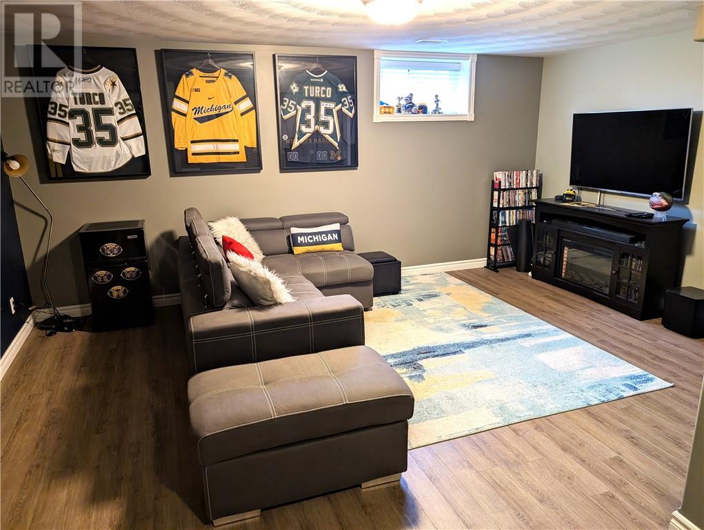 2472 Bancroft Drive - 50