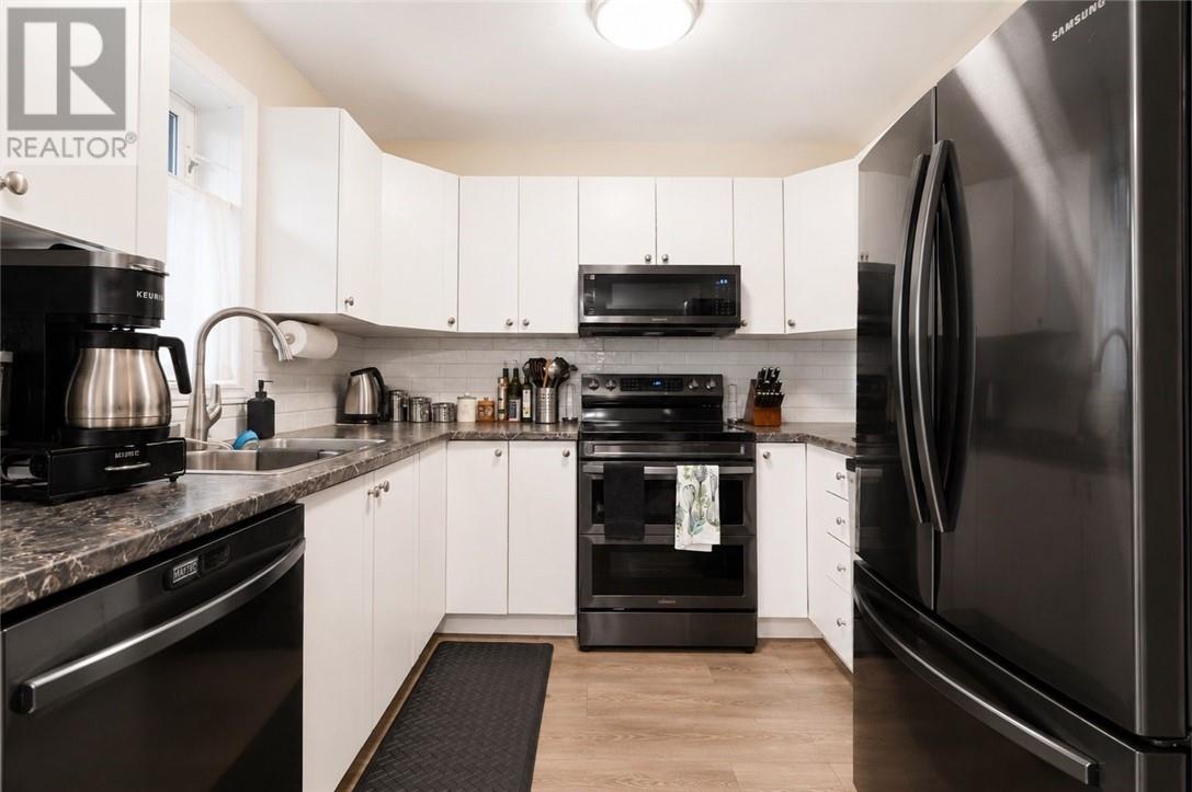 214 Ravina Ave - 15
