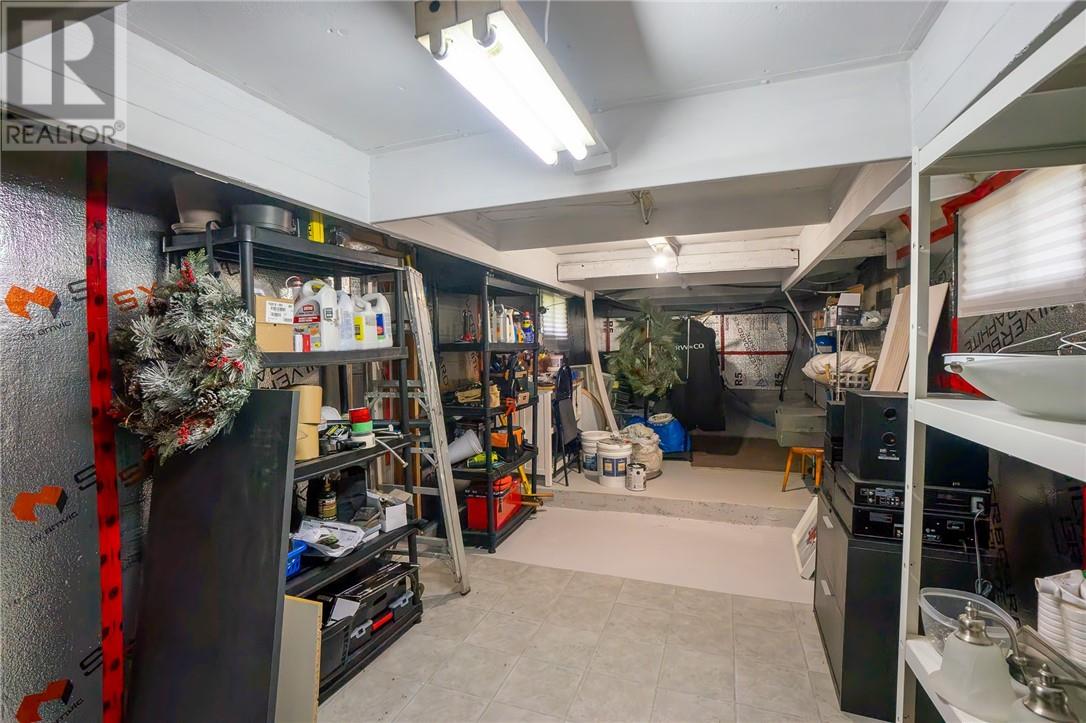 1744 Regional Road 10 - 27
