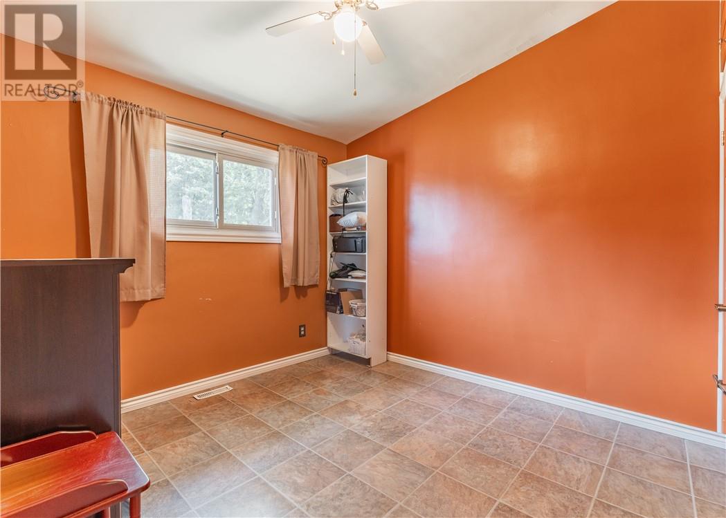 4146 La Habre Avenue - 15