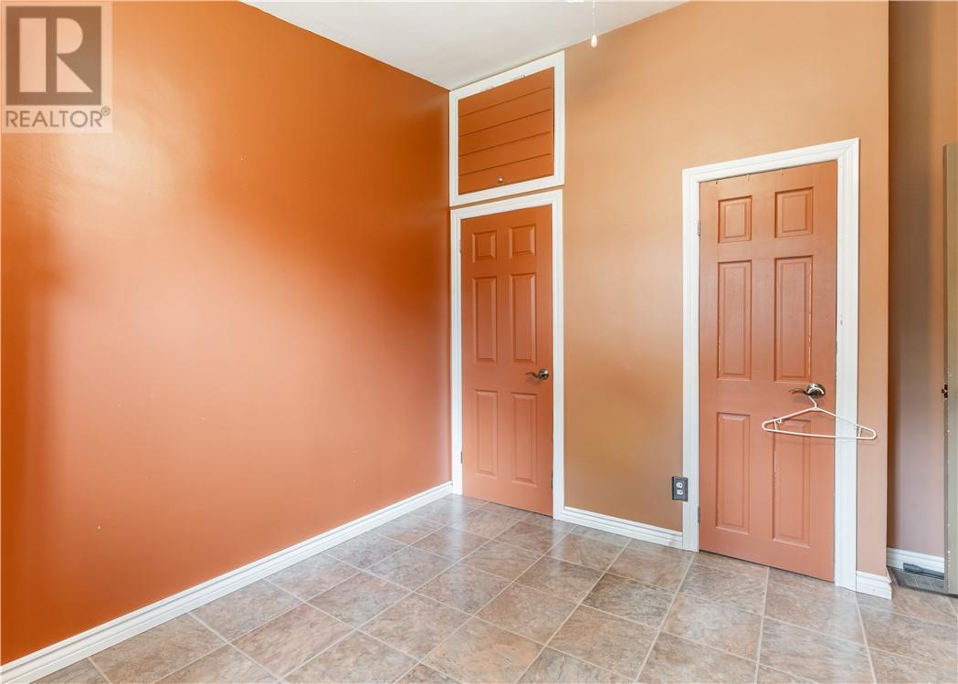 4146 La Habre Avenue - 16