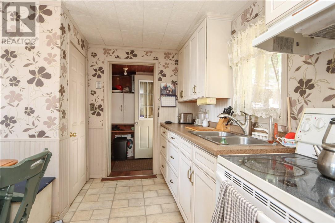43 Morbin Road - 23