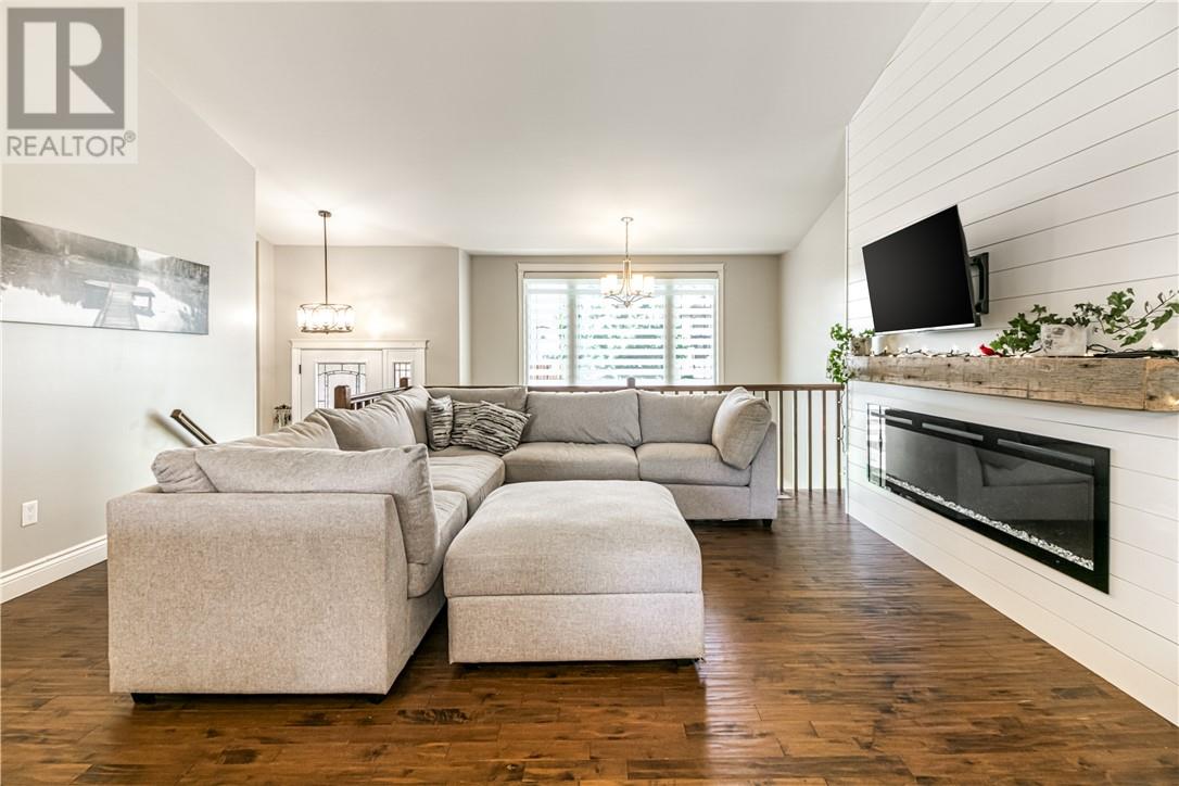 1411 Jeanne D'Arc Street - 15