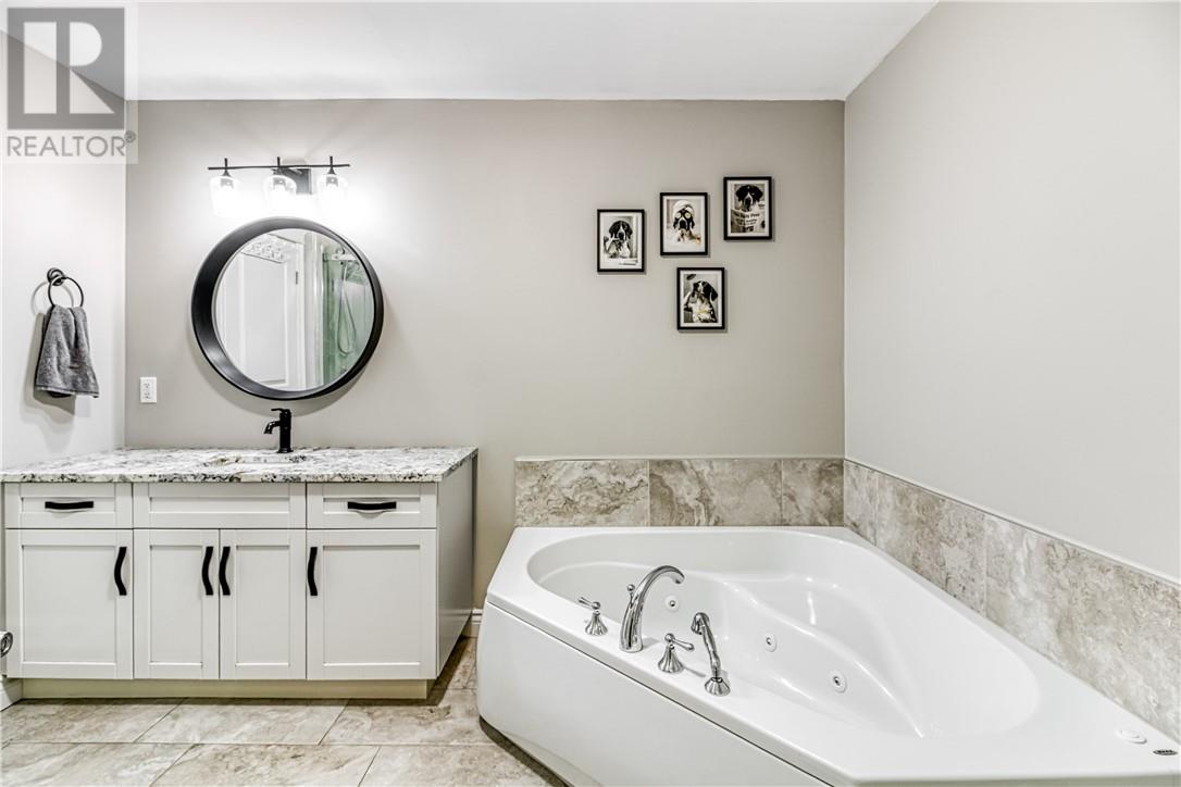 1411 Jeanne D'Arc Street - 18