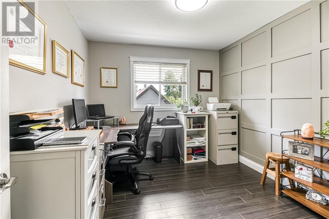 1411 Jeanne D'Arc Street - 22