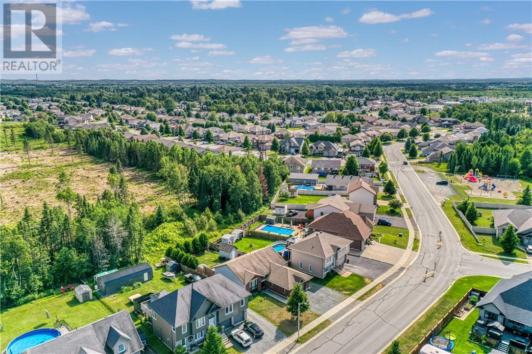 1411 Jeanne D'Arc Street - 42