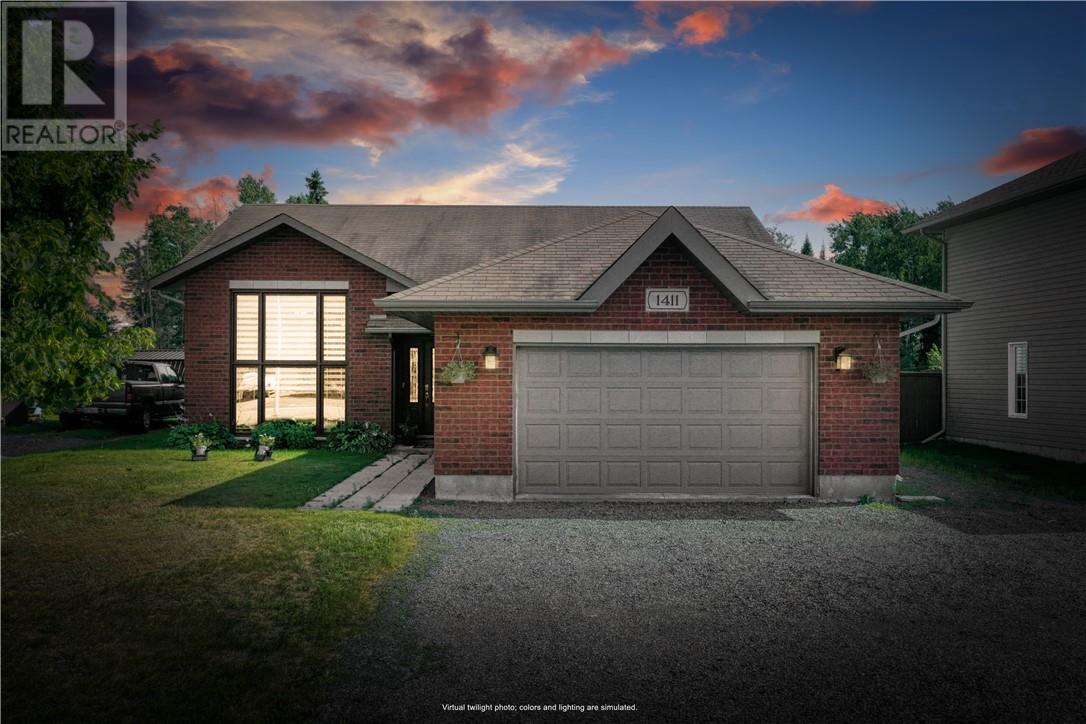 1411 Jeanne D'Arc Street - 43